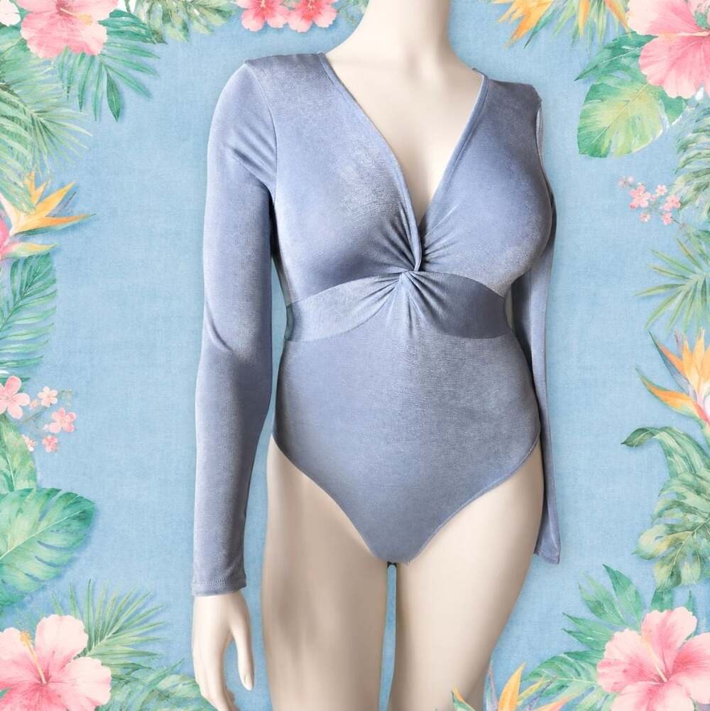 0112-Blashe Twist Front Long Sleeve V-Neck Bodysuit